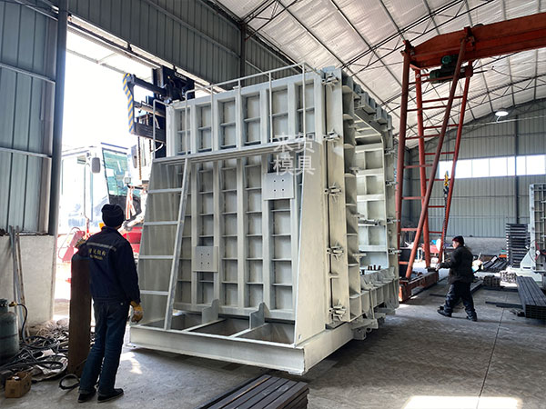 單倉(cāng)臥式箱涵模具 單倉(cāng)臥式箱涵模具